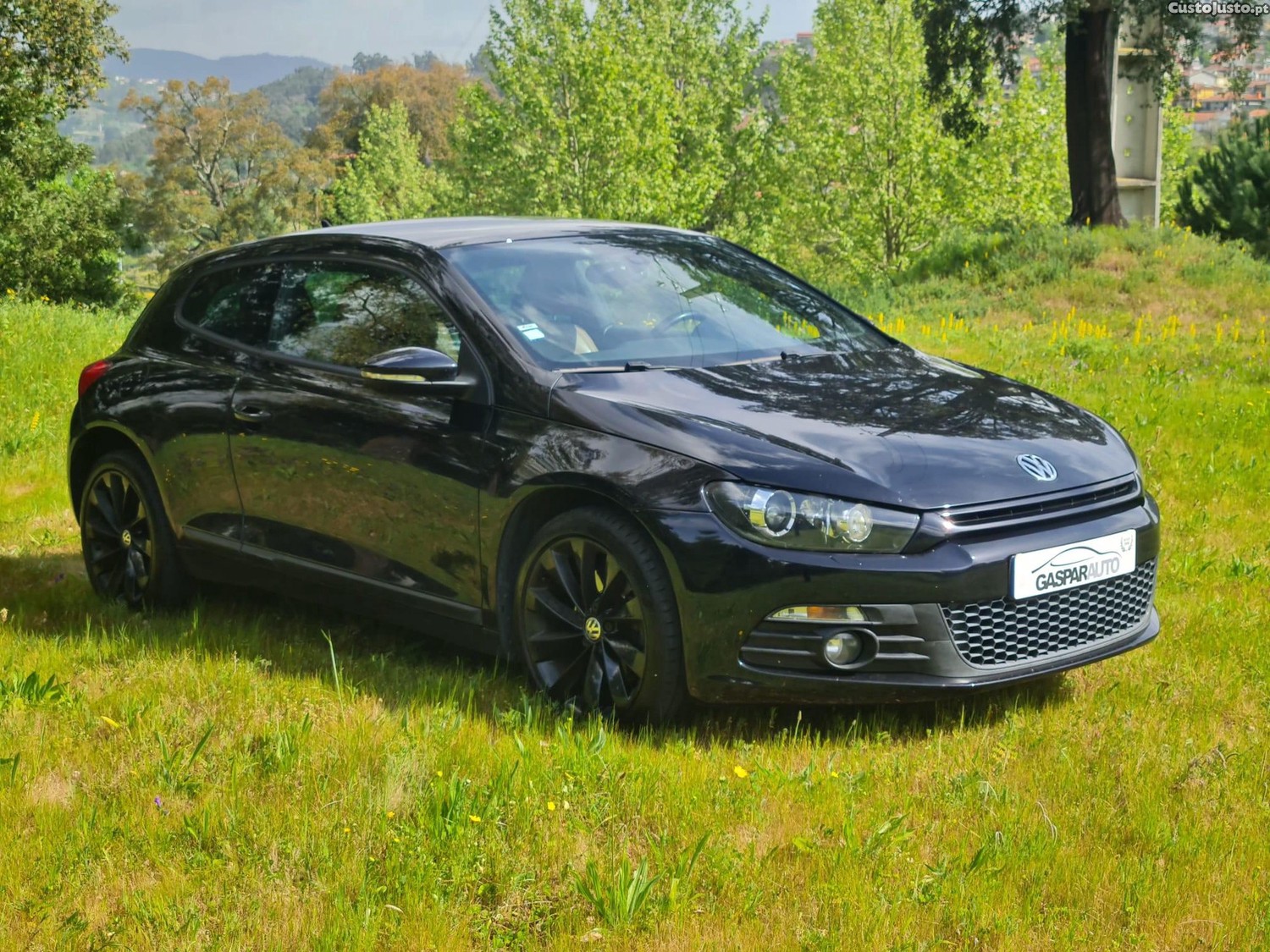 Volkswagen Scirocco 2.0 TDi NACIONAL — fotografia 16