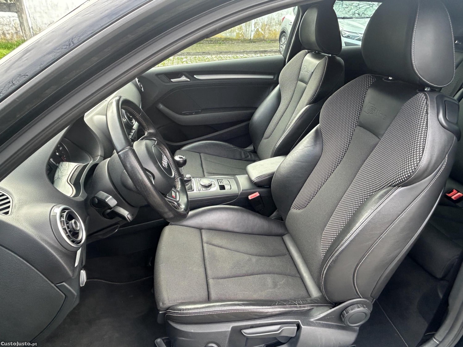 Audi A3 1.6 tdi sline — fotografia 2