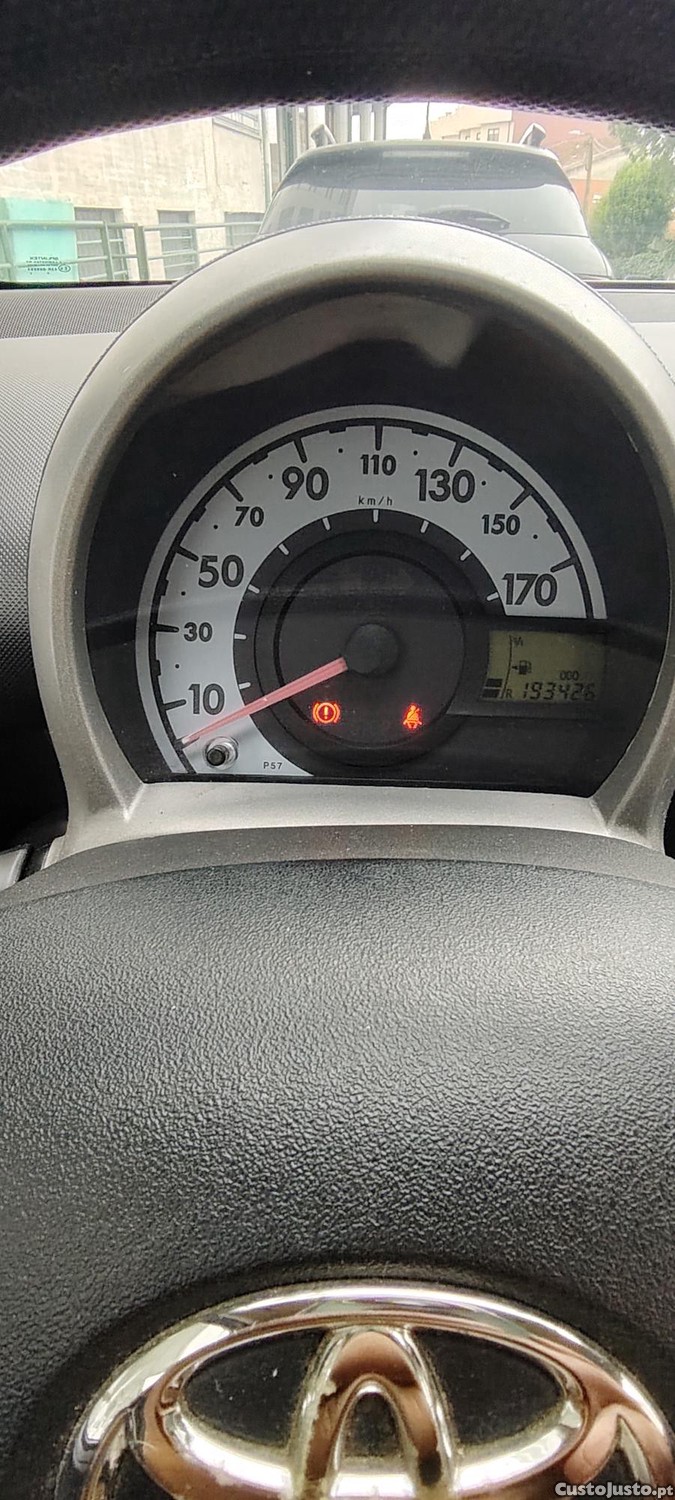 Toyota Aygo 1.0 — fotografia 2