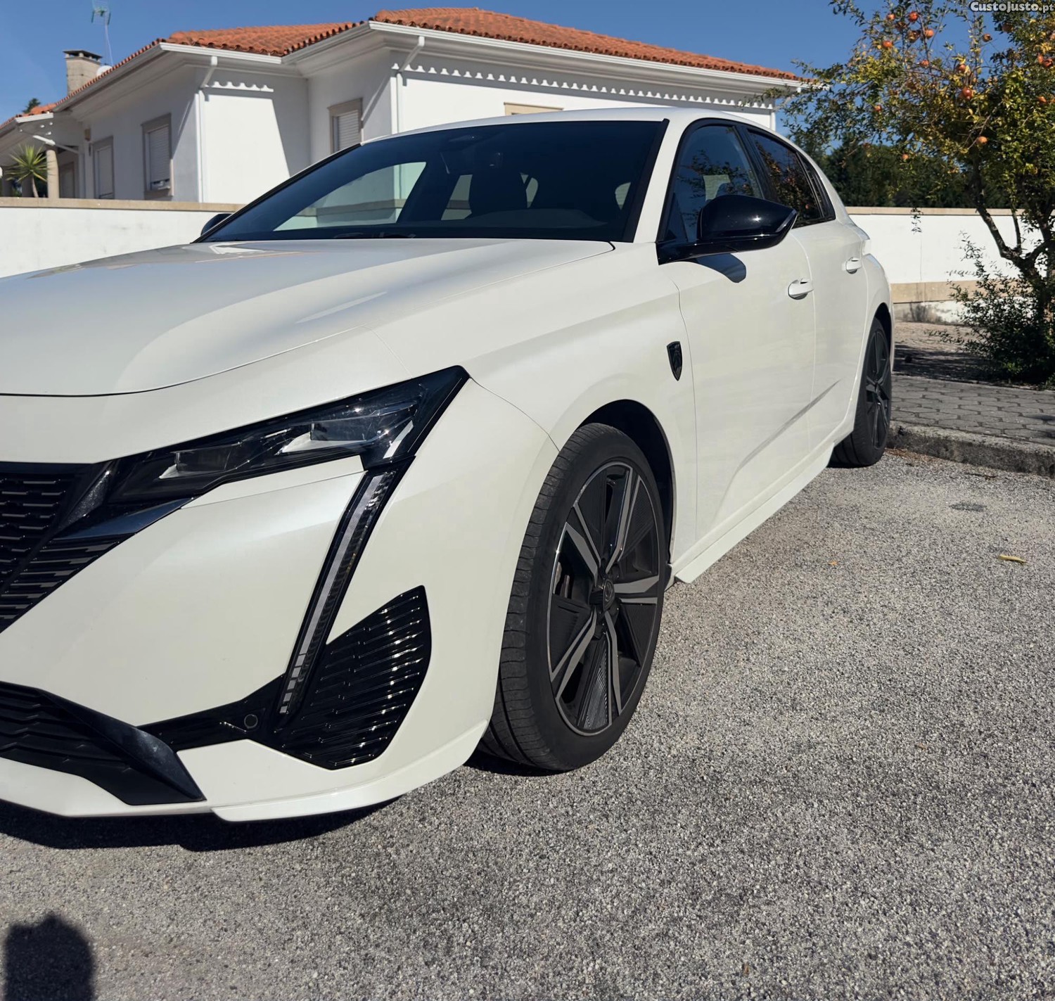 Peugeot 308 1.2 PureTech GT EA8 — photo 3