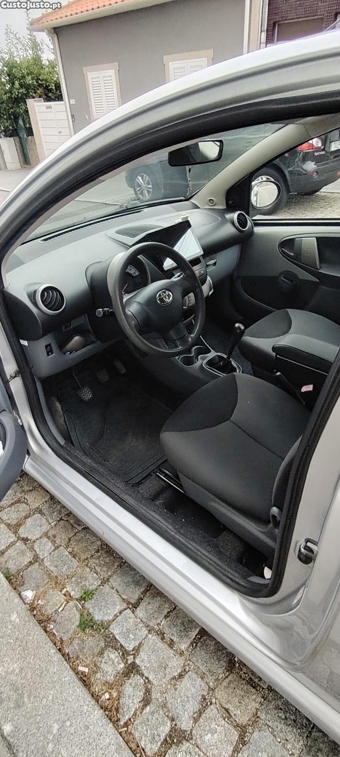 Toyota Aygo 1.0 — fotografia 3