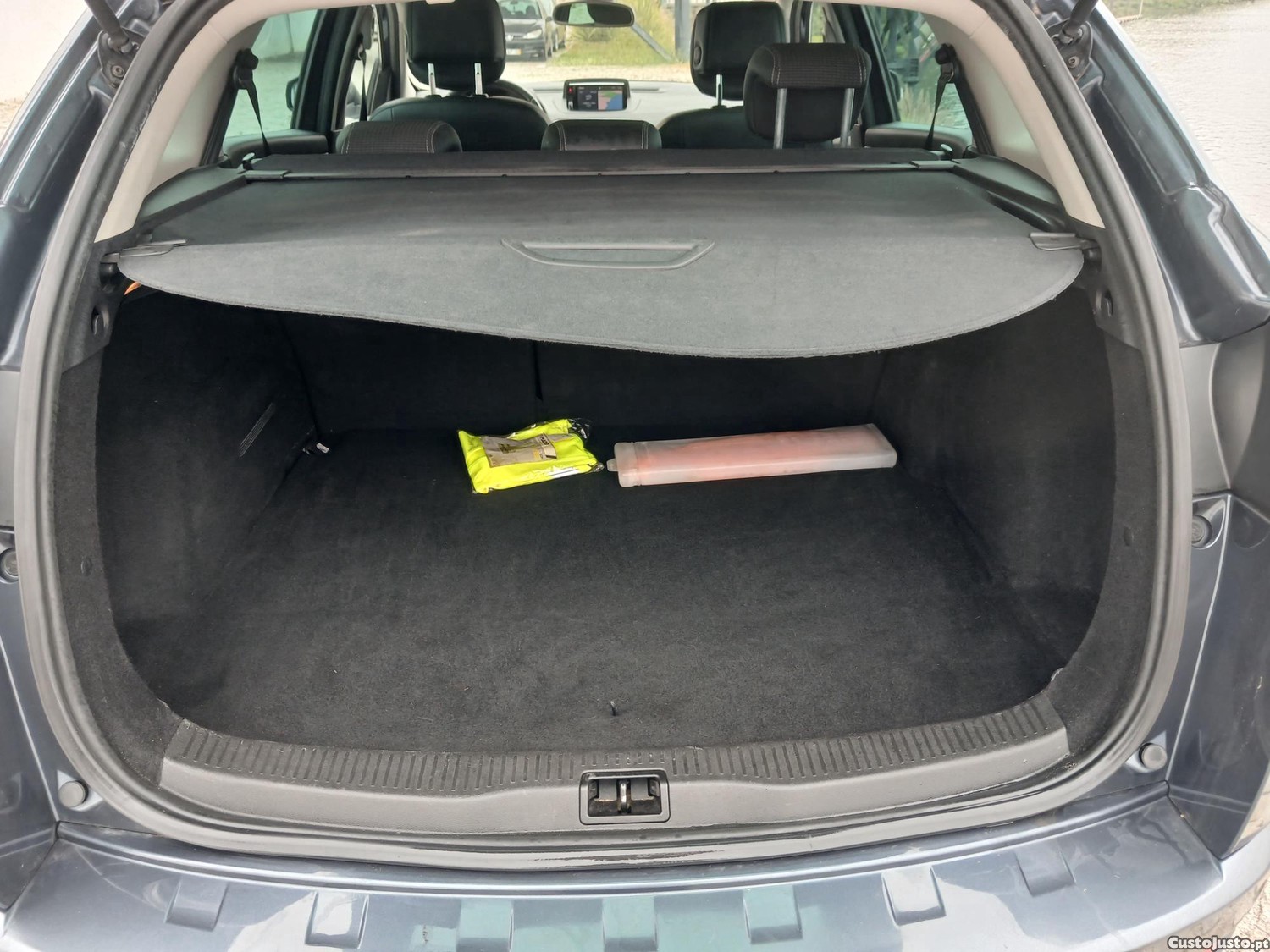 Renault Mégane 1.5 dci sportourer 2015 gt line — fotografia 4