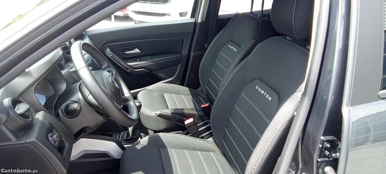 Dacia Duster Prestige 1.5 Dci 4WD — fotografia 4