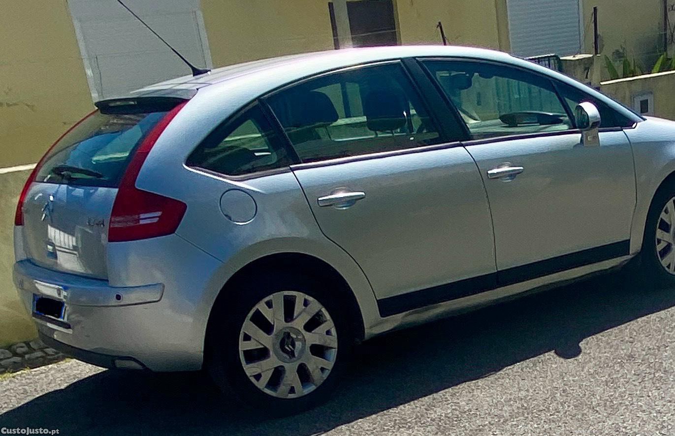 Citroën C4 1.4 — fotografia 2
