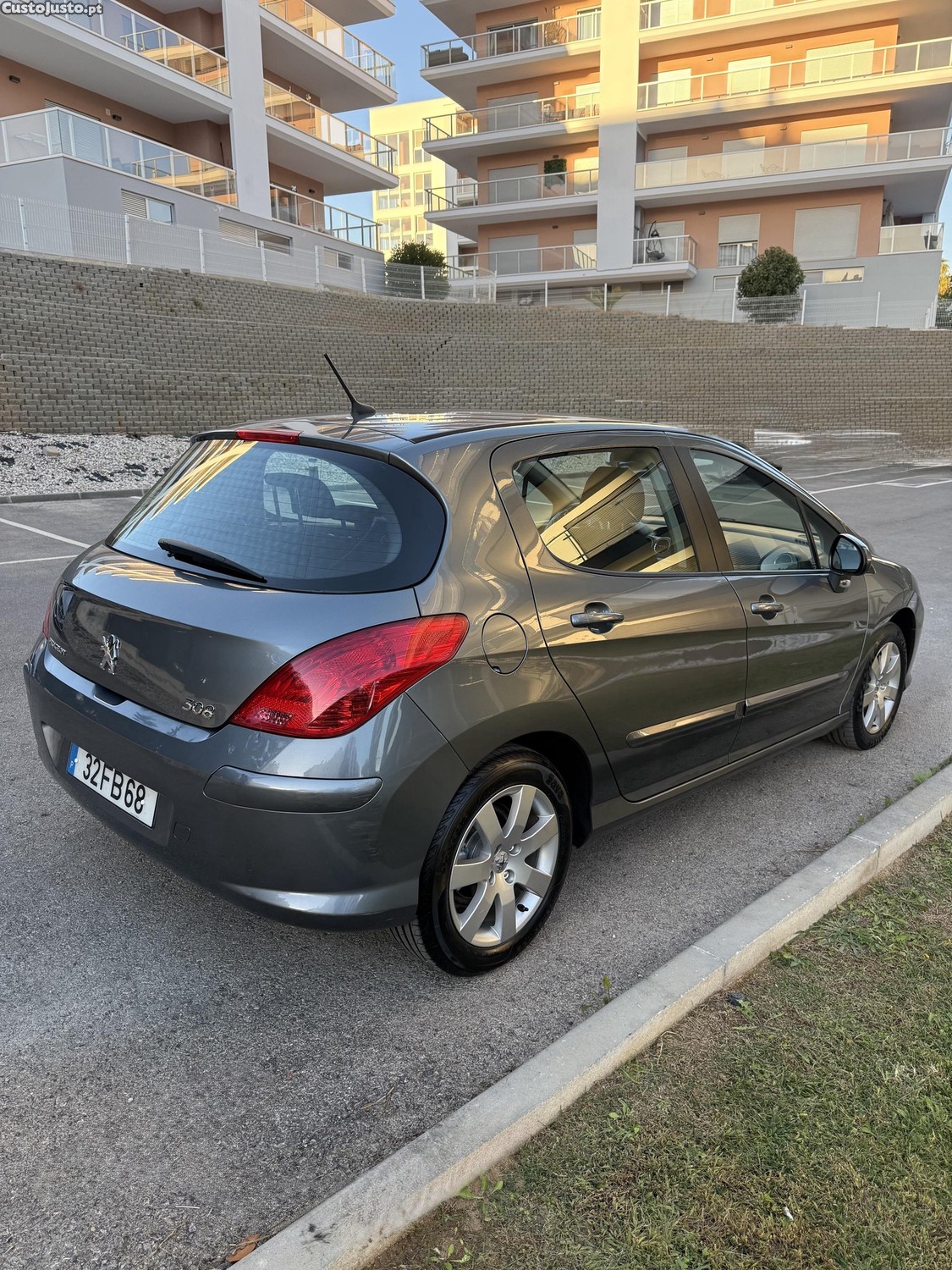 Peugeot 308 Peugeot 308 Nacional  Apenas 119 mil km  01 Dono  Nacional  1.4 Gasolina 95 cv  Estimado  Revisado  02 Pneus Novos — photo 3