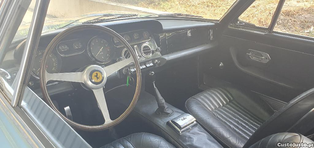 Ferrari 330 GT 2+2 — fotografia 13