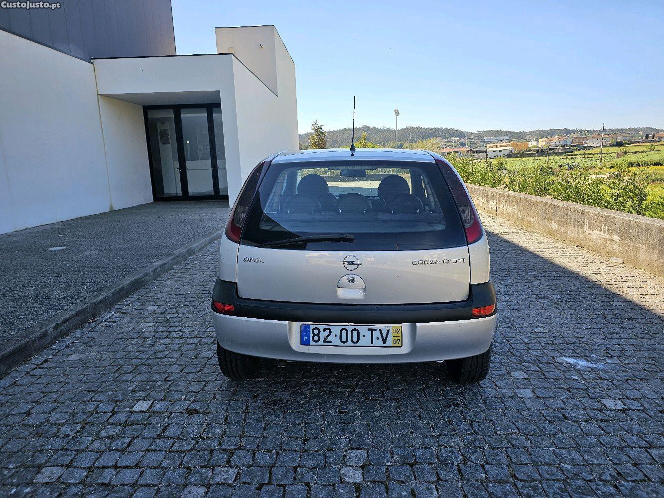 Opel Corsa 1.7 Dti 16v — fotografia 8