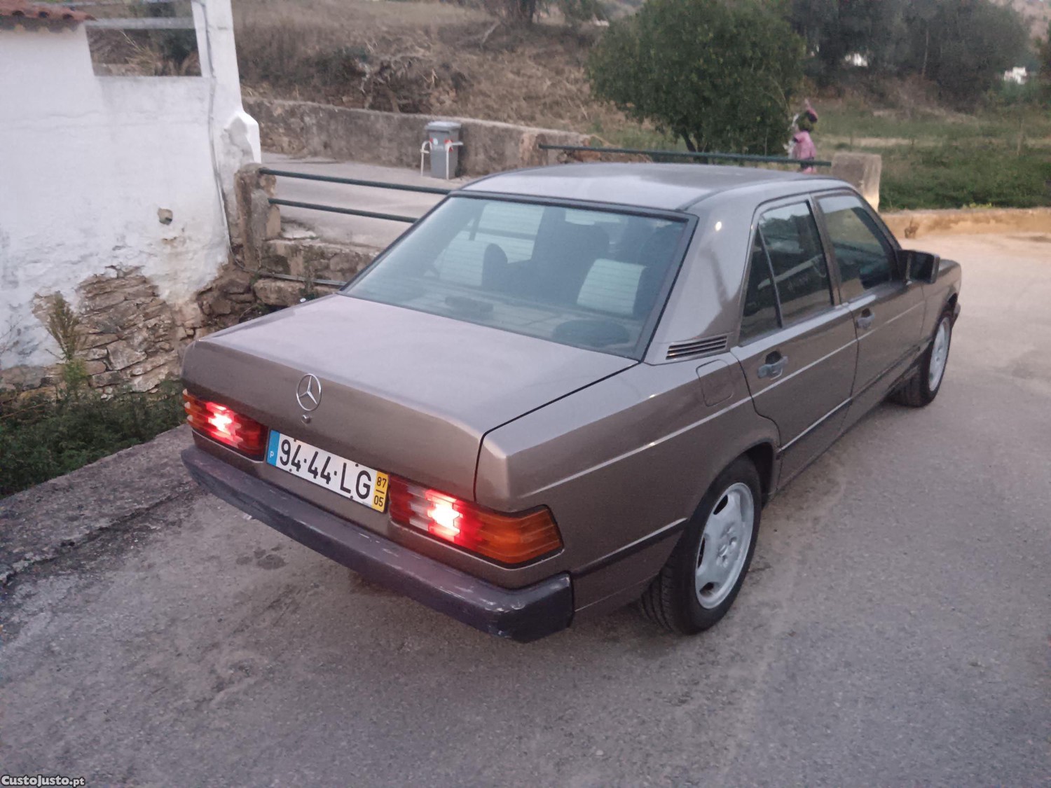 Mercedes-Benz 190 2.5 — photo 3