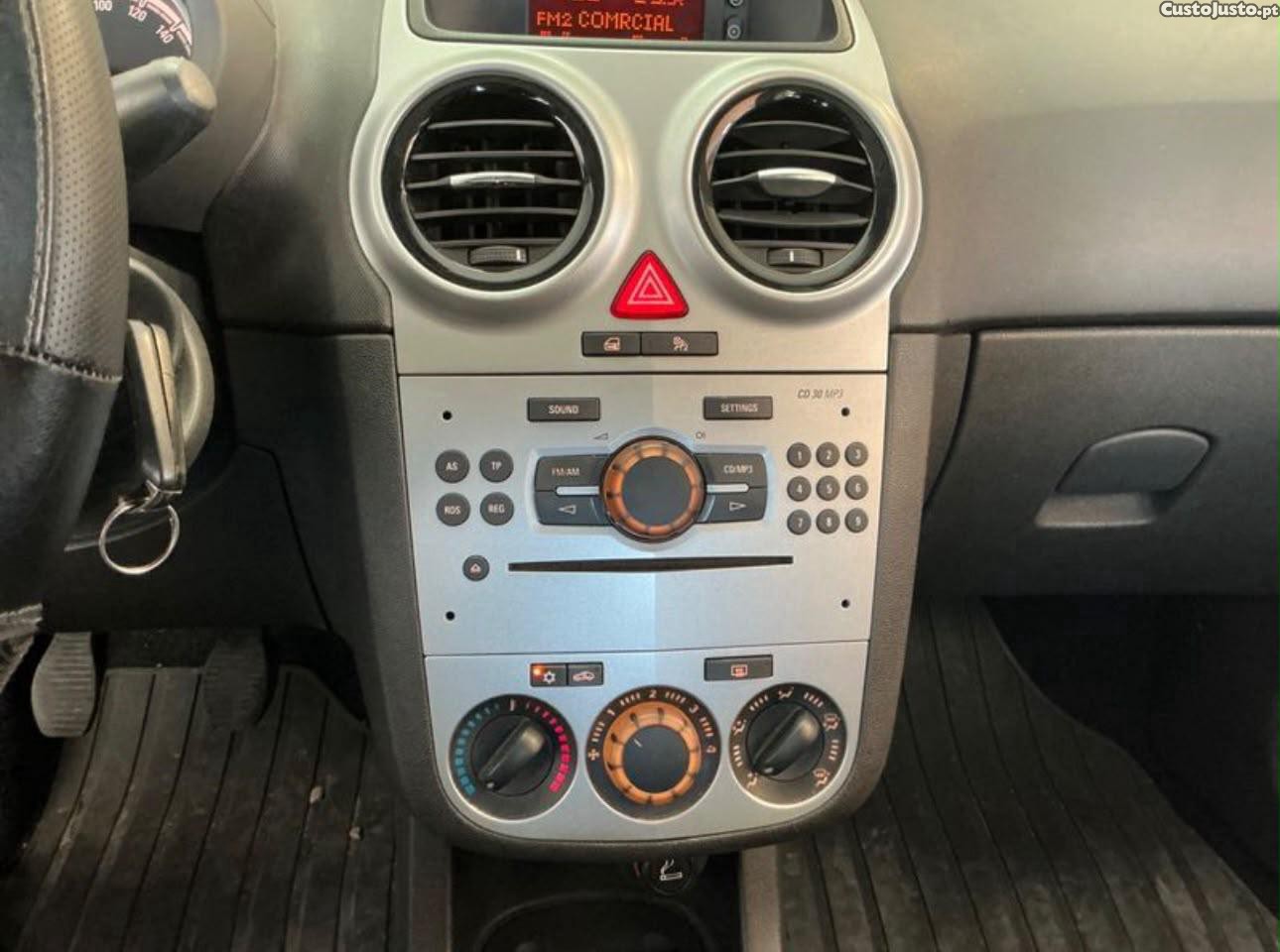 Opel Corsa 1.2 — photo 3
