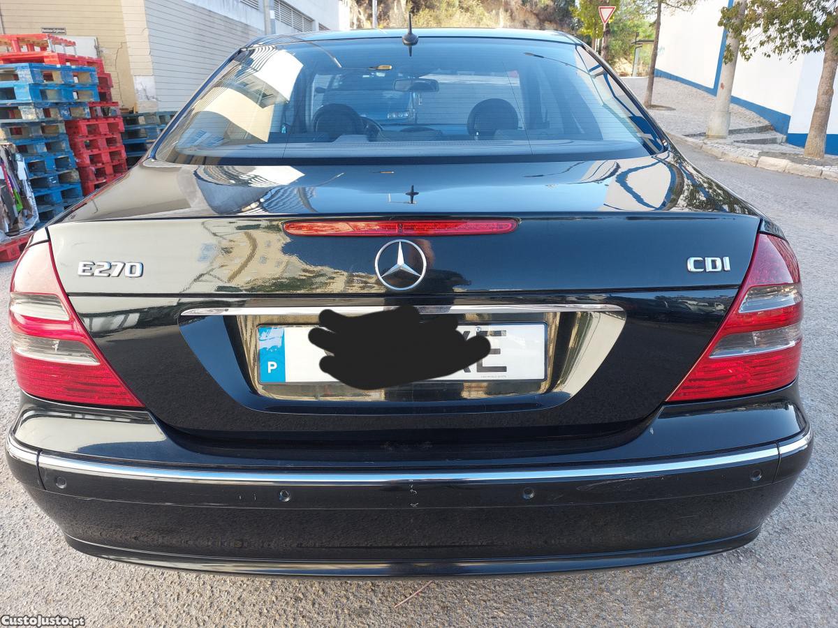 Mercedes-Benz E 270 CDI. Avangard.Negociável. Aceita Retoma - 04 — photo 4