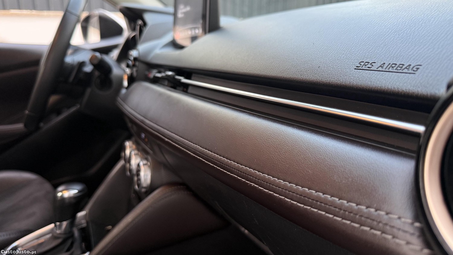 Mazda 2 Skyactive — fotografia 9