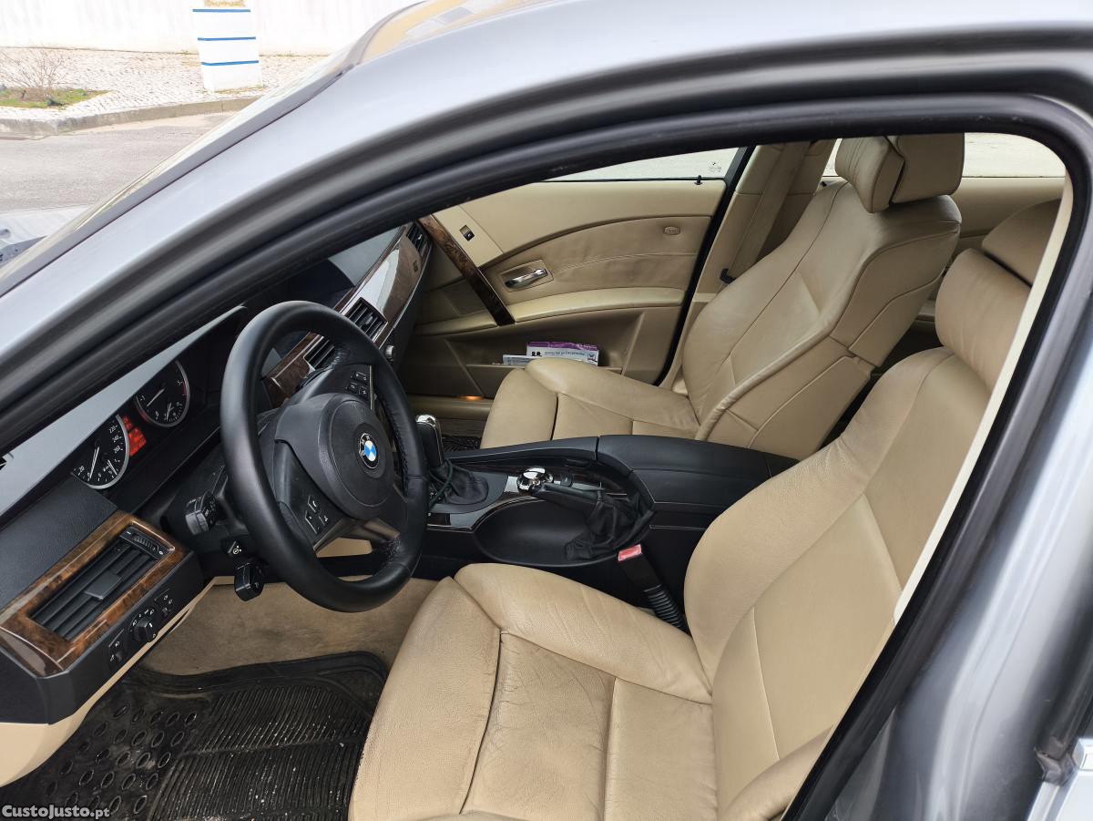 BMW 535 Sedan — photo 3