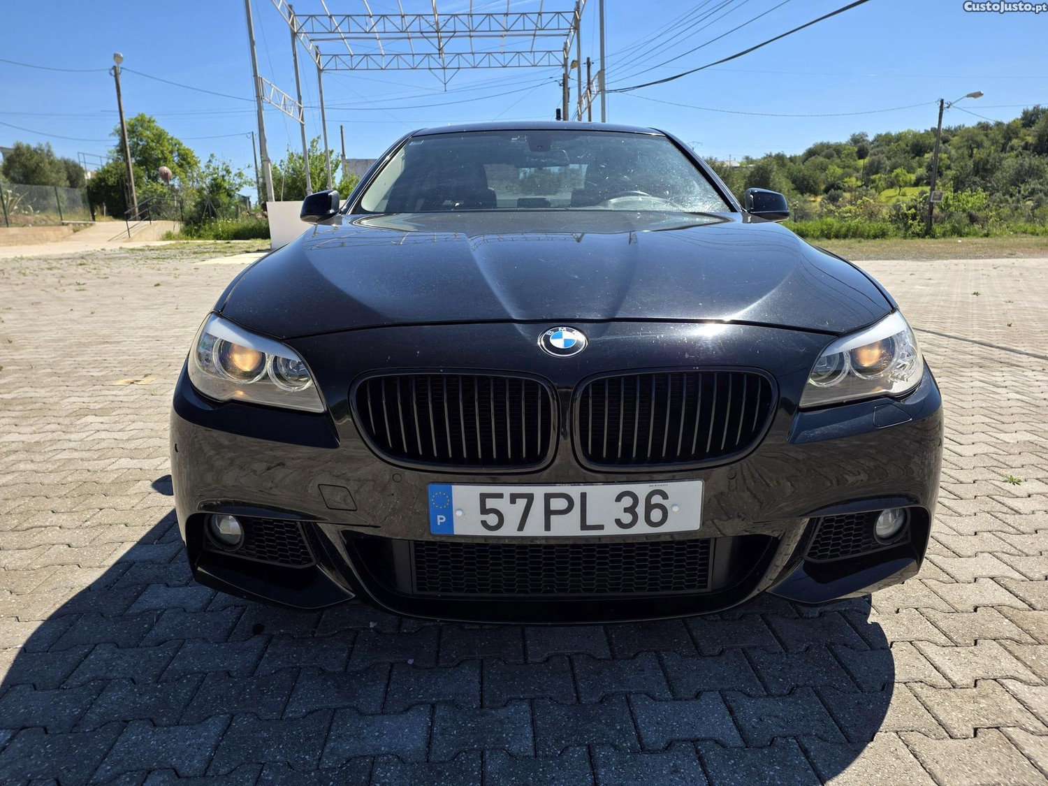 BMW 535 d Pack M 313cv - 12 — photo 3