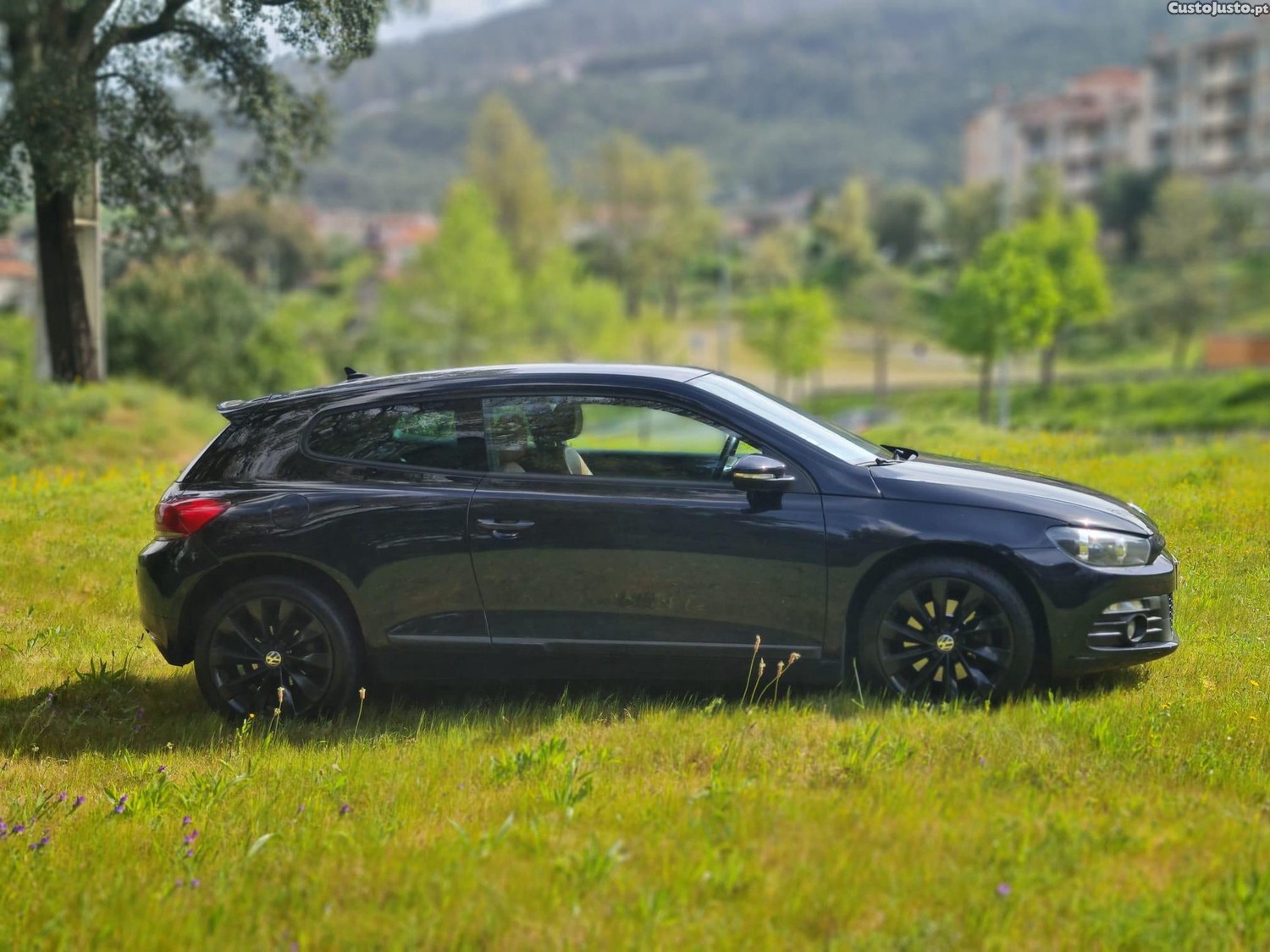 Volkswagen Scirocco 2.0 TDi NACIONAL — fotografia 15