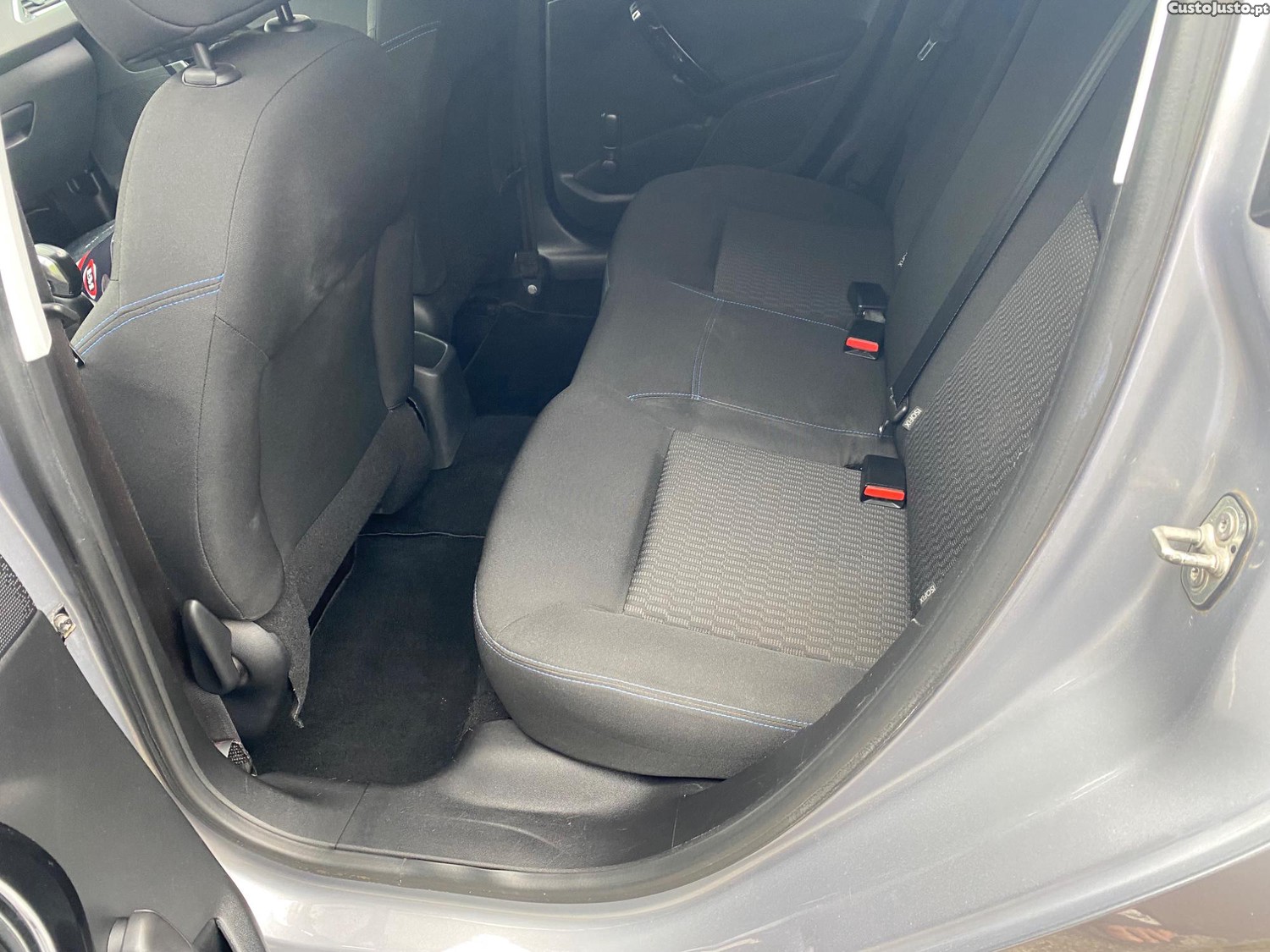 Peugeot 208 1.2 gasolina 82cv - 19 foto 3