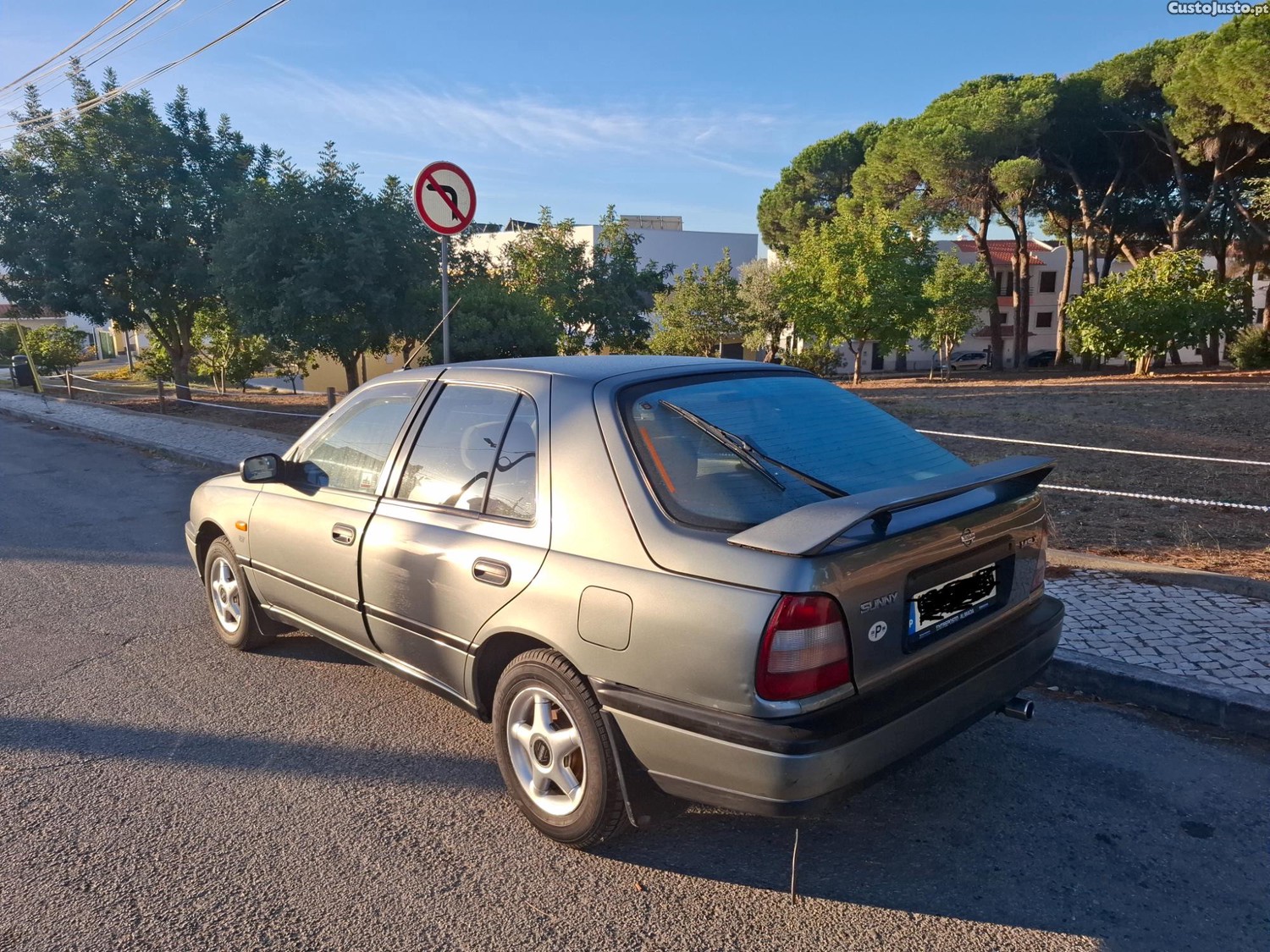 Nissan Sunny 4 — photo 2