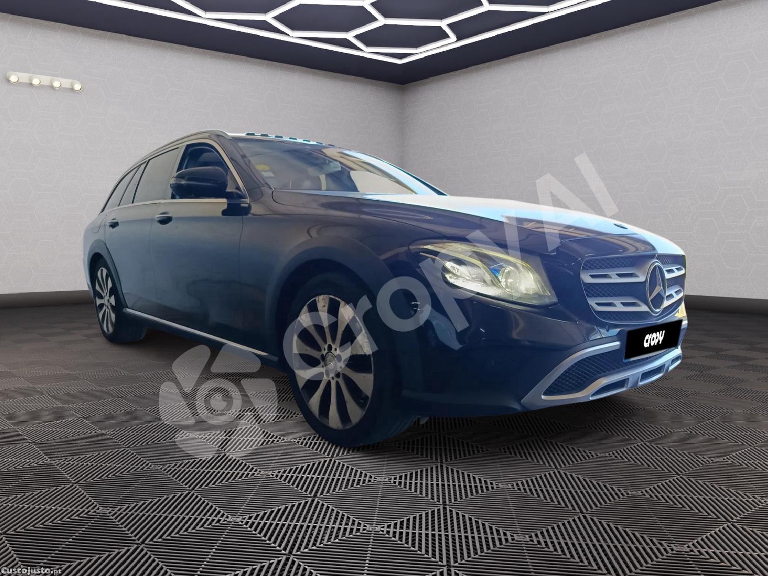 Mercedes-Benz E 220 4 matic — fotografia 9