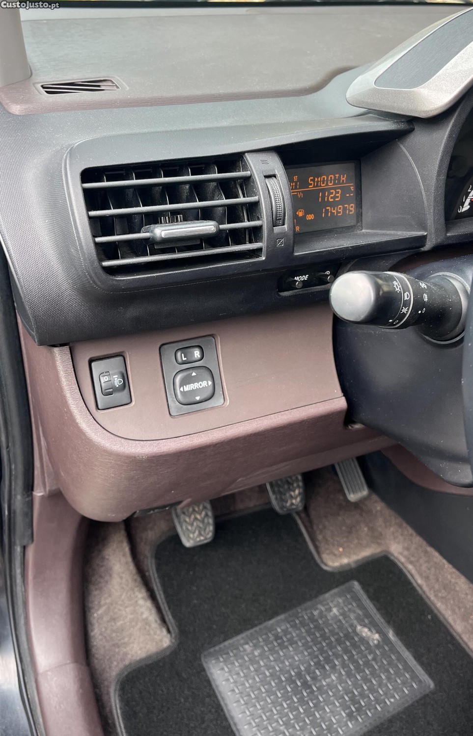 Toyota iQ 1.0 vvt-i — fotografia 3