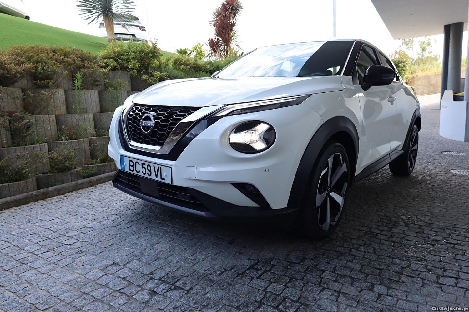 Nissan Juke 1.0 DIG-T Tekna DCT — fotografia 15