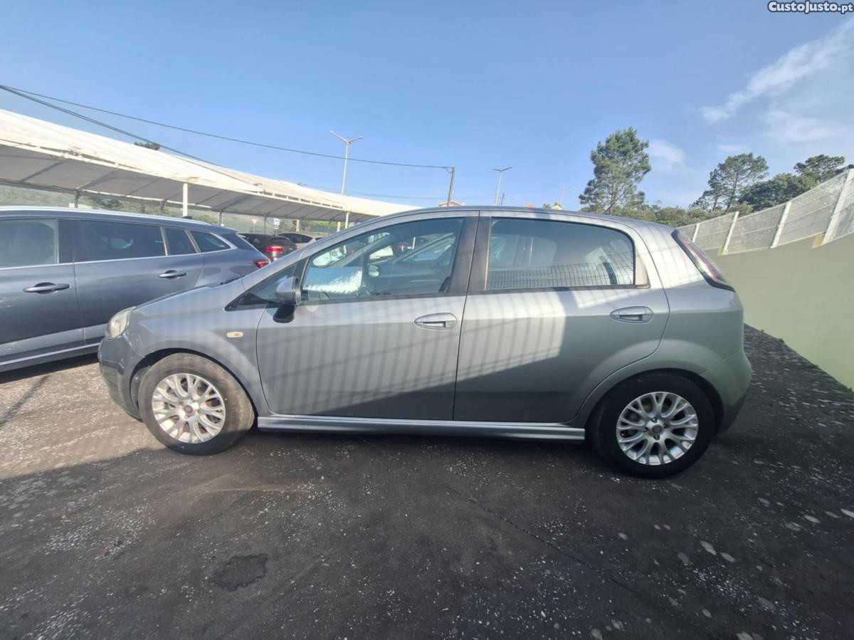 Fiat Punto 1.3 Multijet evo — fotografia 8