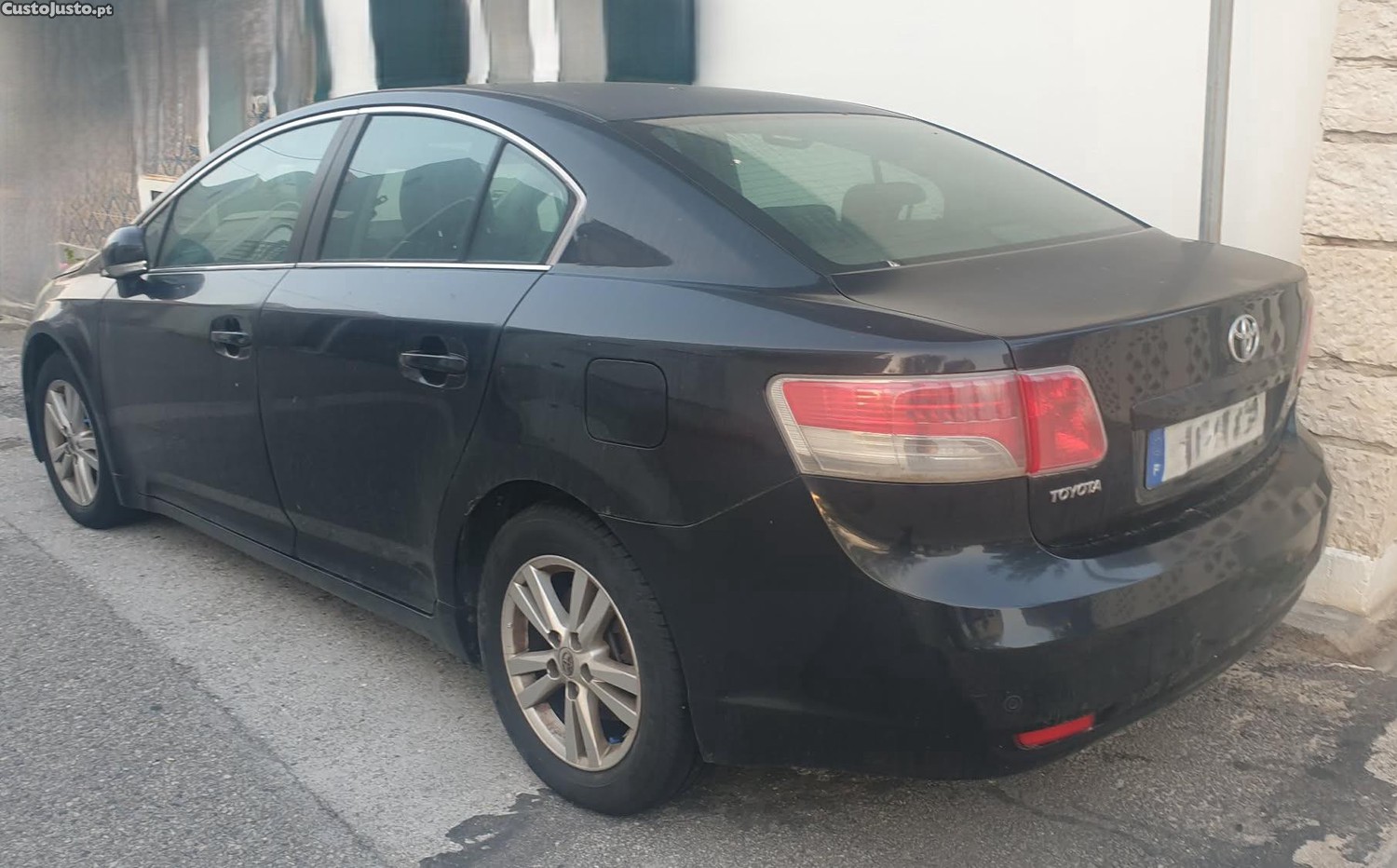Toyota Avensis 2.0 D4D para p e ç a s — photo 2