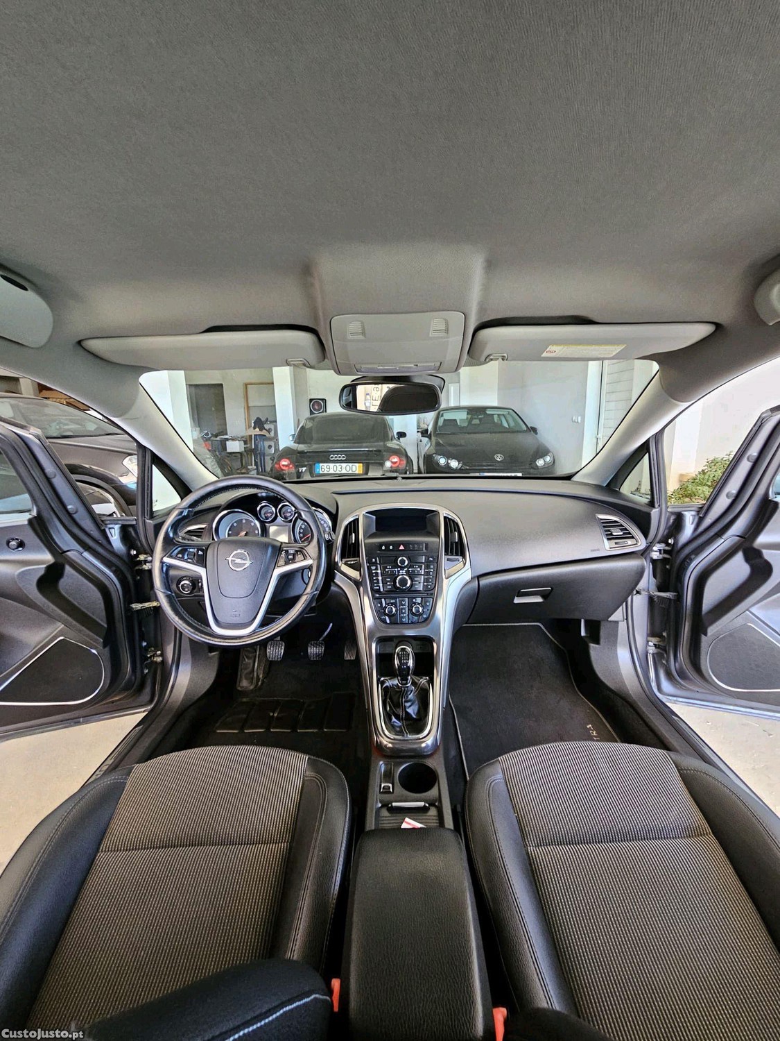 Opel Astra 1.7cdti 125cv pintura e interior novos — fotografia 6