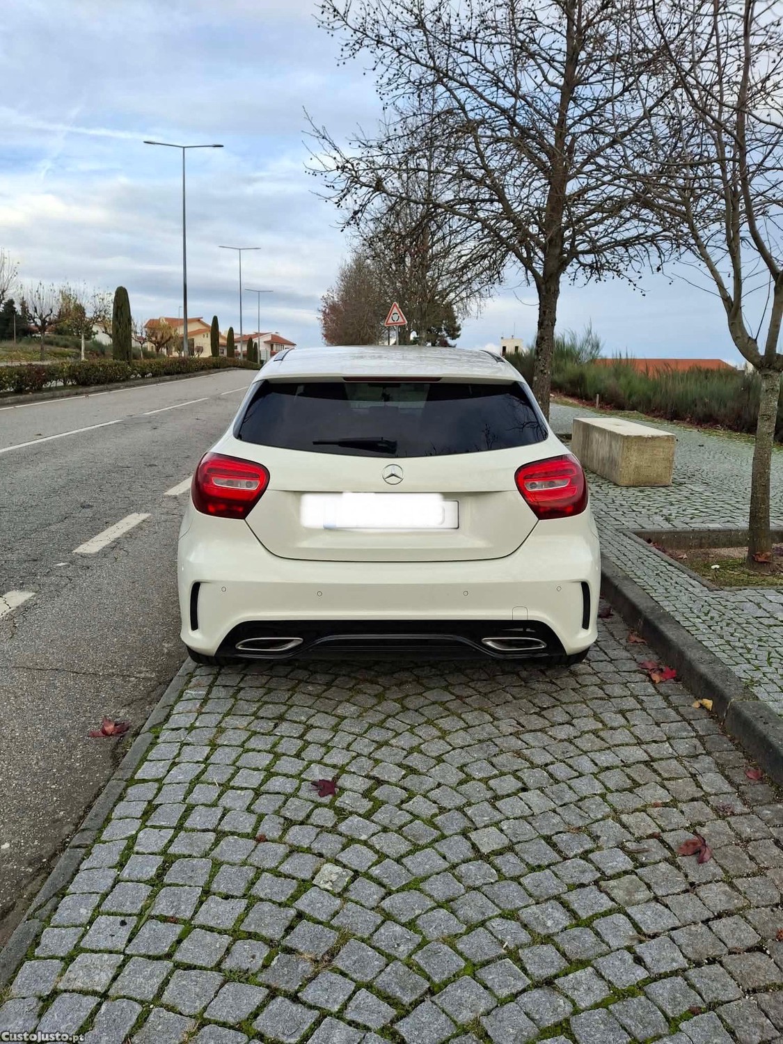 Mercedes-Benz A 200 AMG LINE — fotografia 4