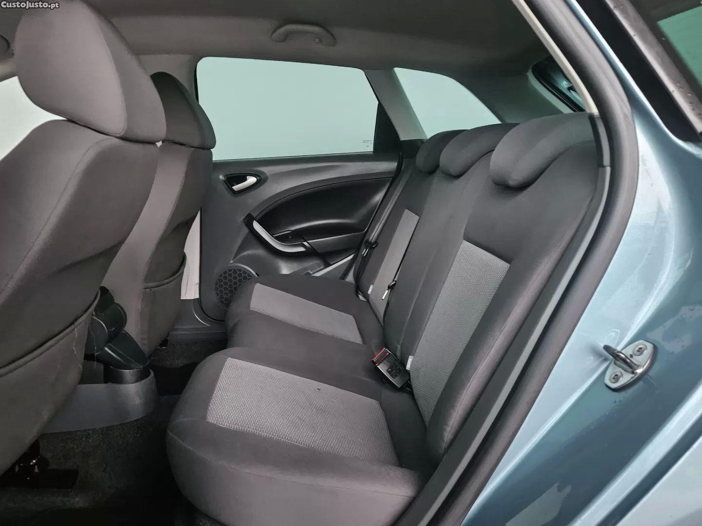 Seat Ibiza 1.2 tdi cr ecomotive reference — photo 4