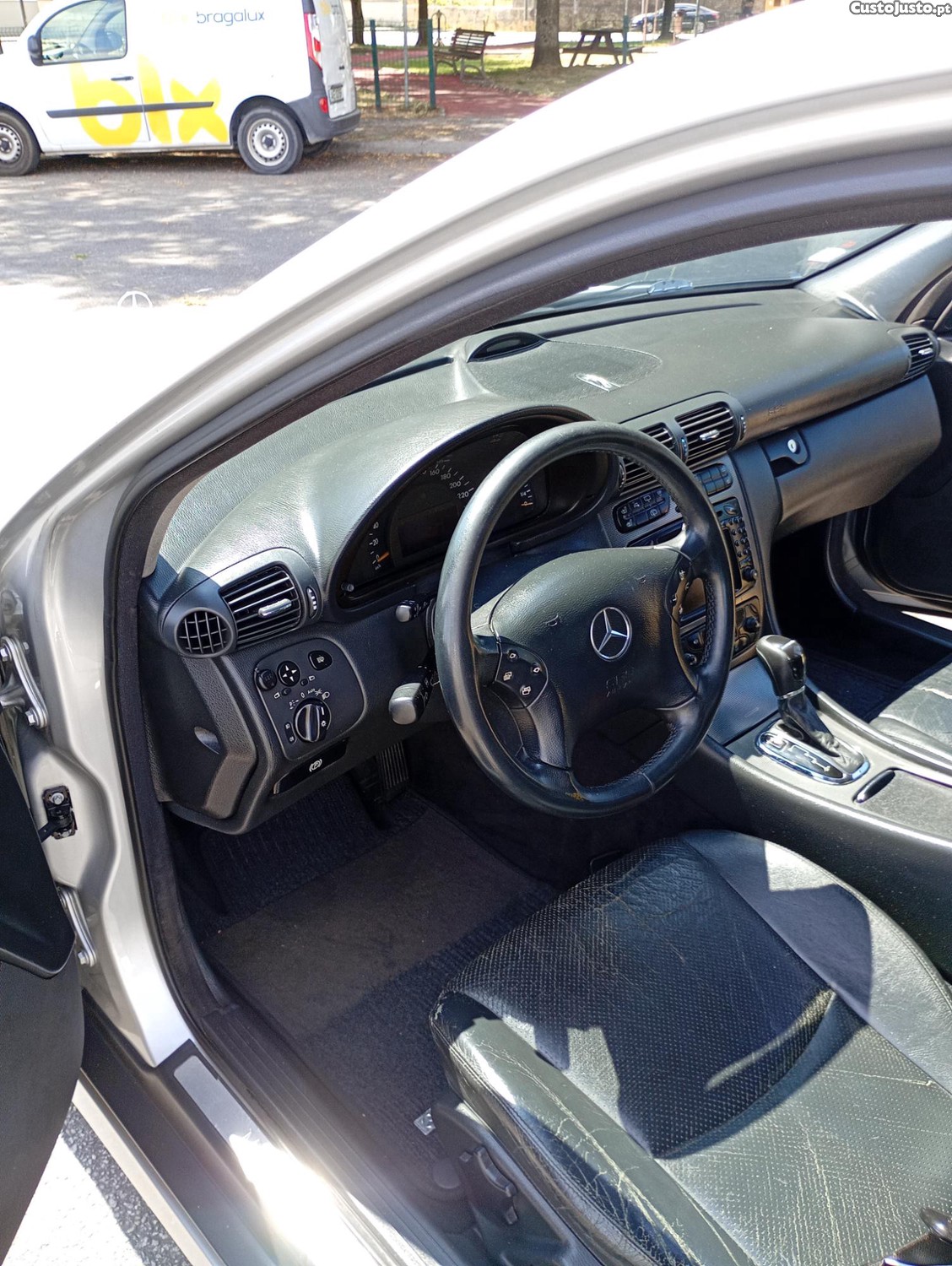 Mercedes-Benz C 220 Avantggarde — fotografia 8