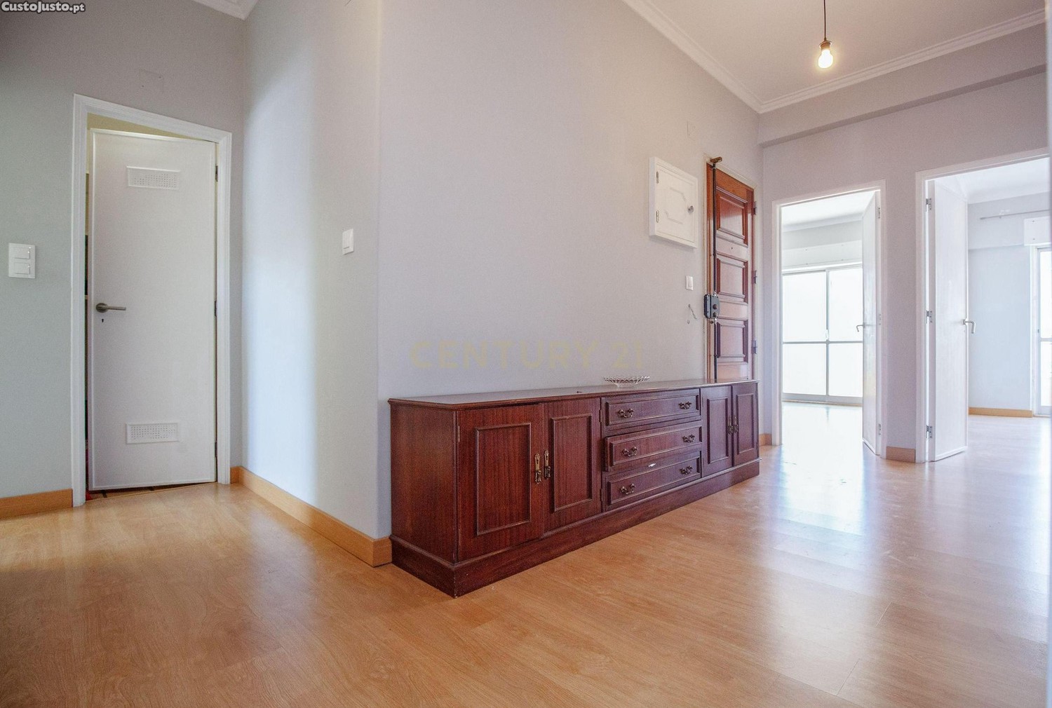 Apartamento T3 com Varandas - Arrecadação - Elevador | Póvoa de Santo Adrião, Odivelas (10 min. Metro de Odivelas)