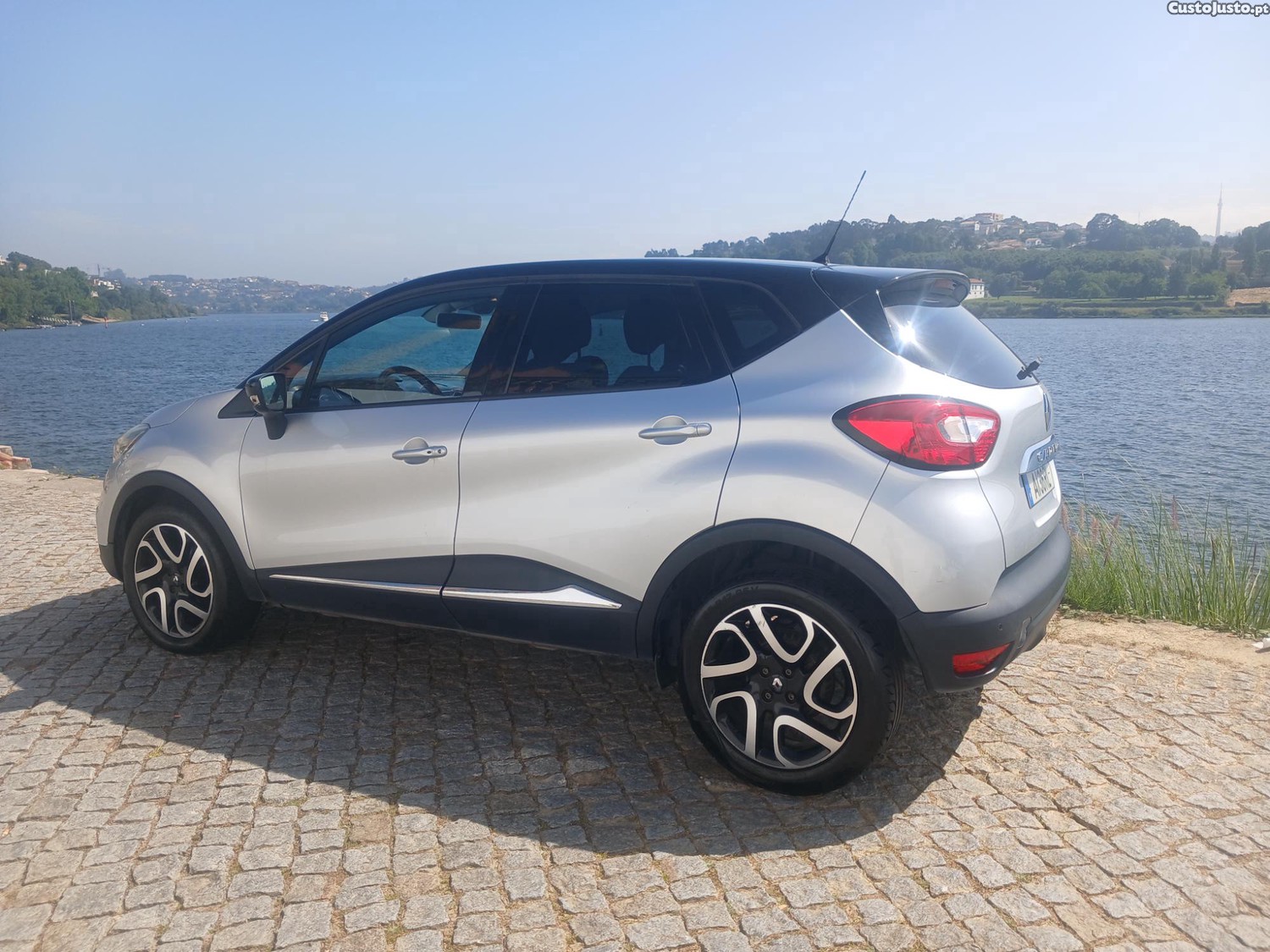 Renault Captur 1.5dci exclusive 110cv — fotografia 14