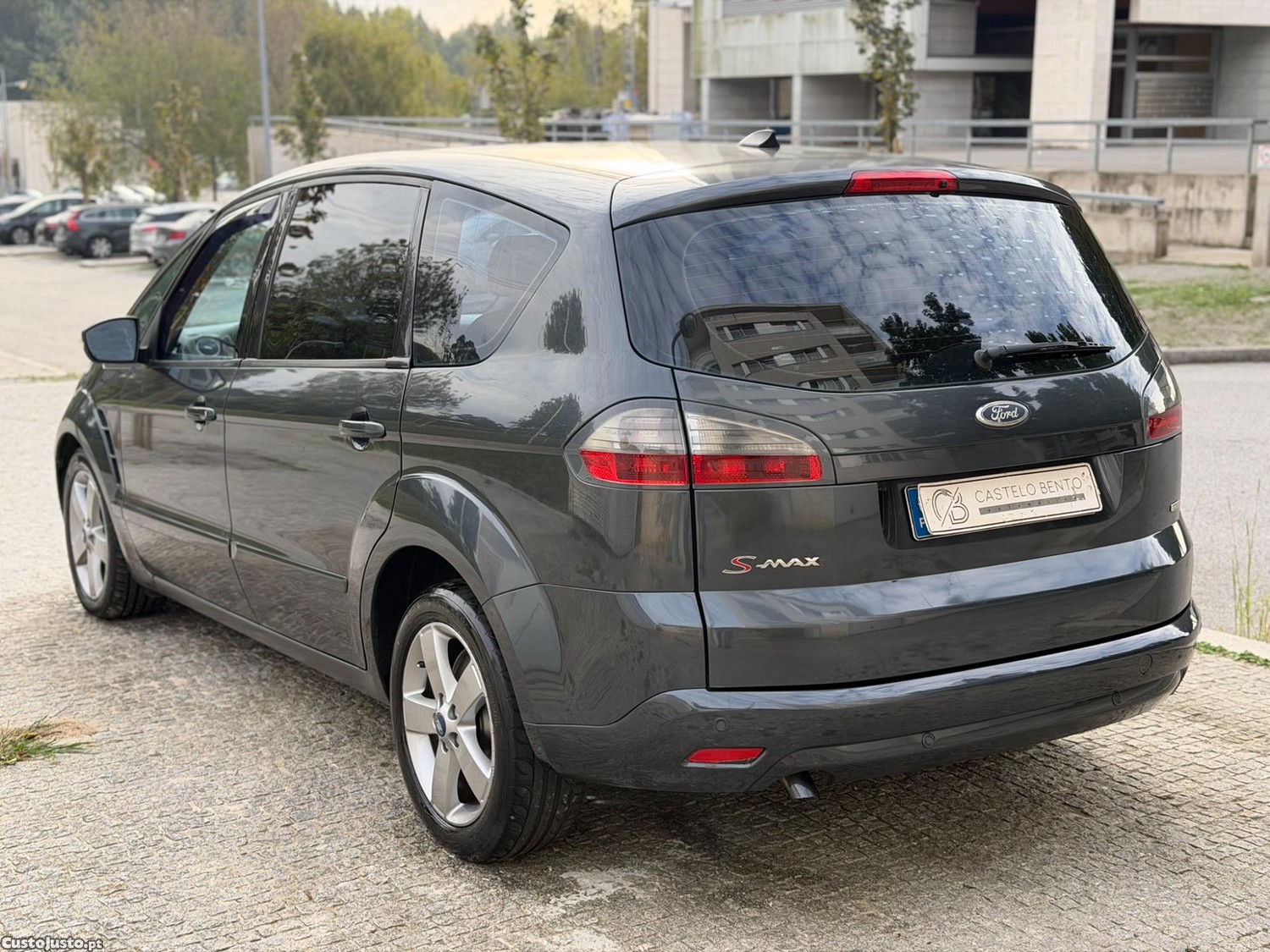 Ford S-Max Sete lugares Titanium Nacional 180000kms — photo 4