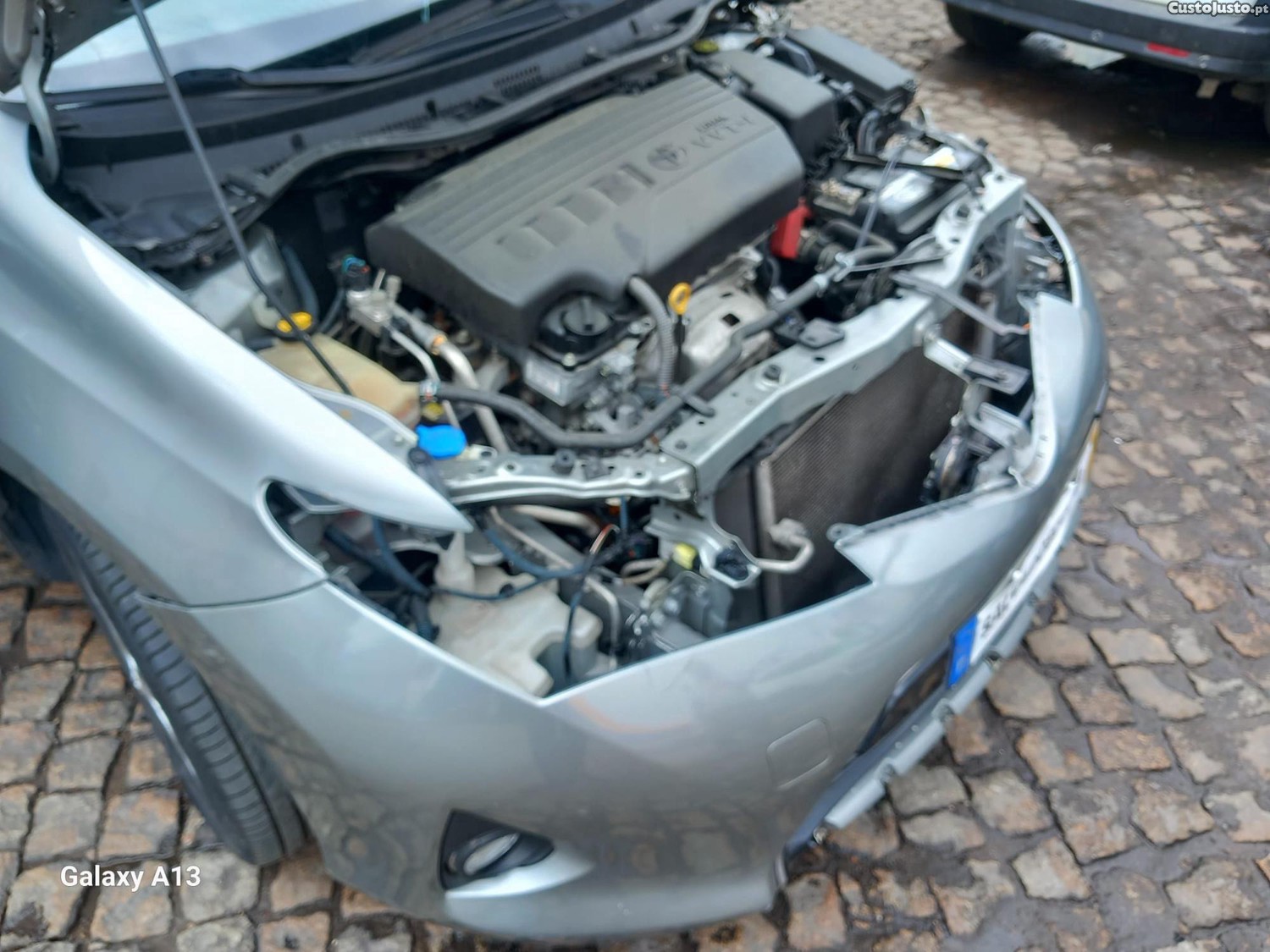 Toyota Auris Combi 1.3 Dual-VVTi - 14 foto 4