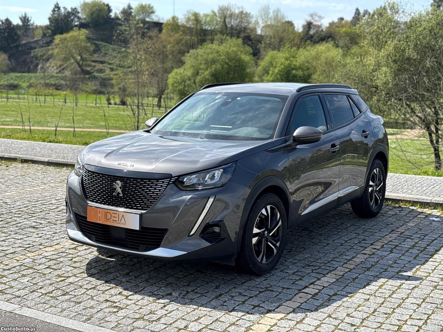 Peugeot 2008 1.2 Allure Pack — fotografia 9