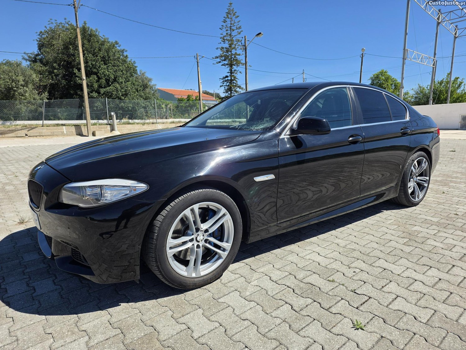 BMW 535 d Pack M 313cv - 12 — photo 4