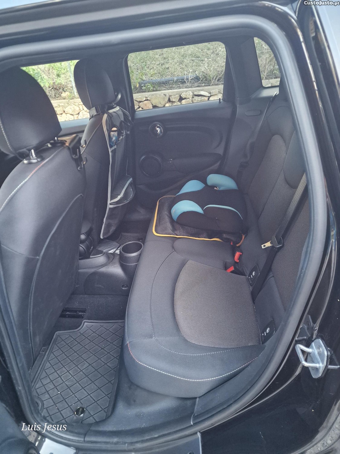 MINI Cooper 5 Portas — photo 4