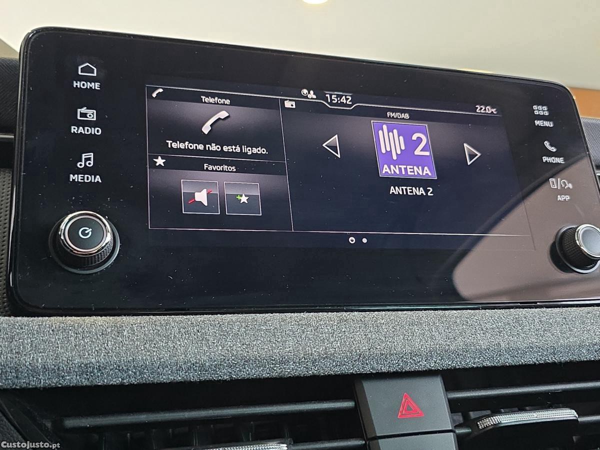 Skoda Kamiq 1.0 TSI DSG 3 ANOS G — fotografia 3