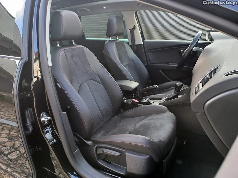 SEAT Leon 2.0 tdi FR 184cv — fotografia 4
