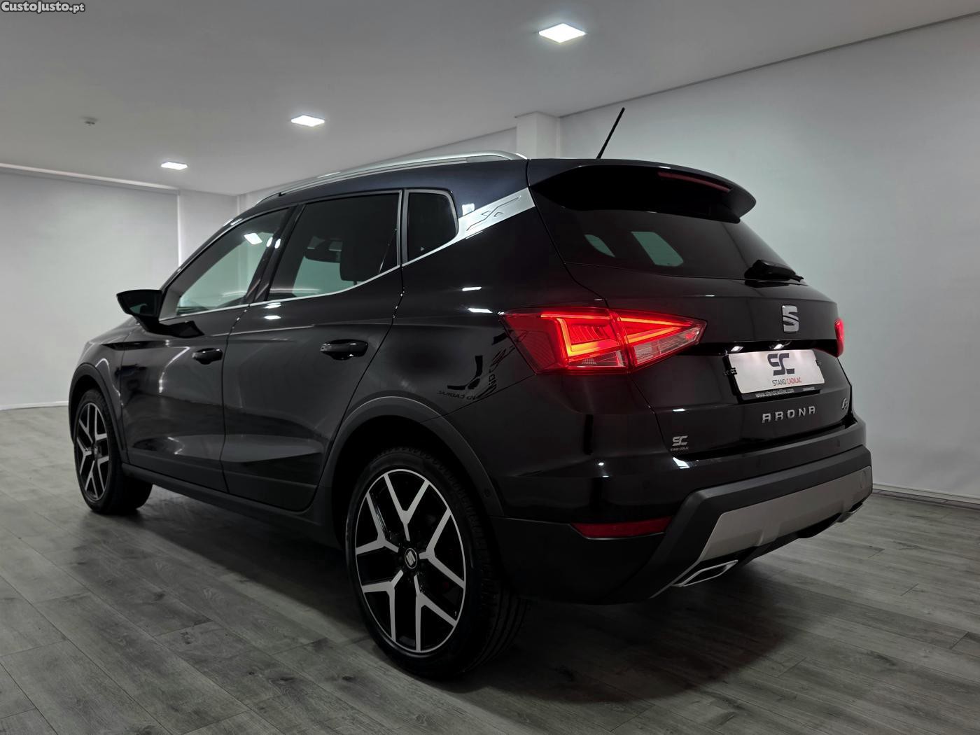 SEAT Arona 1.0 TSI FR Full Extr — fotografia 23