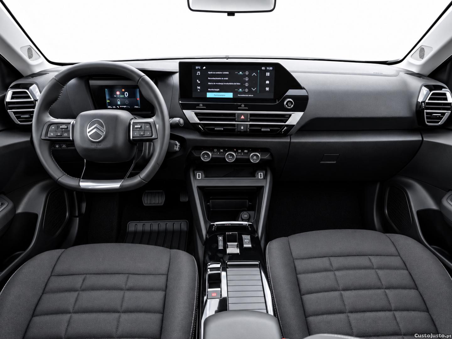 Citroën e-C4 X PLUS 156CV 54.0Kwh (AUTO) — photo 3