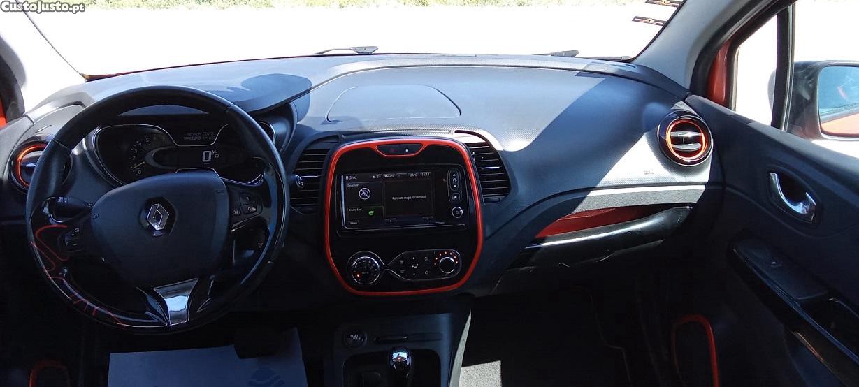 Renault Captur 1.2 TCe EDC(Caixa Automática) — fotografia 8
