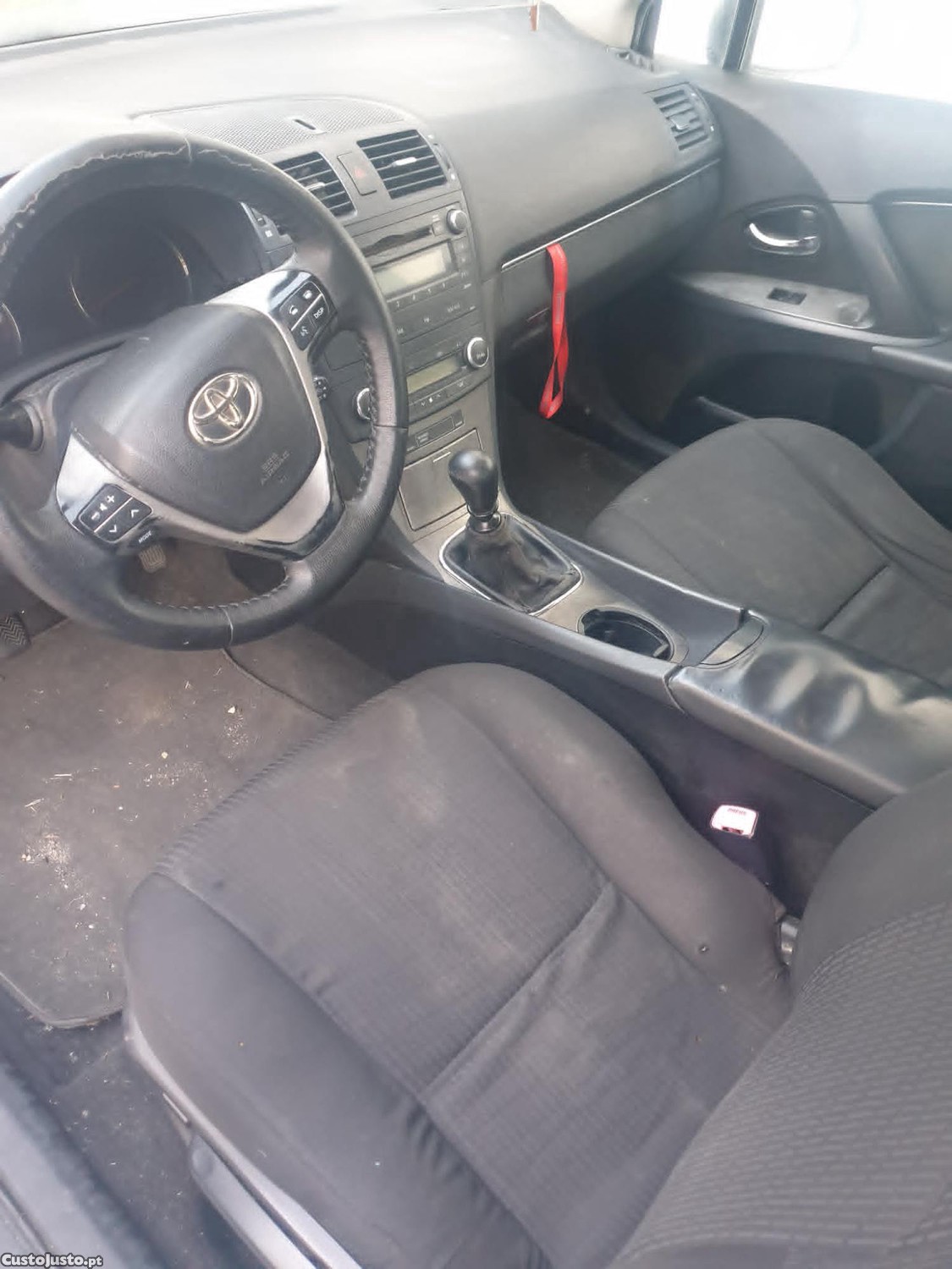 Toyota Avensis 2.0 D4D para p e ç a s — photo 3