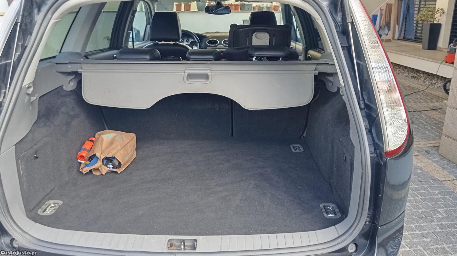Ford Focus Titanium — fotografia 6