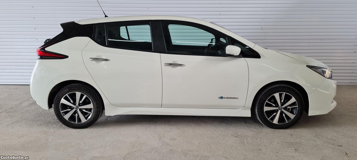 Nissan Leaf Acenta — fotografia 15