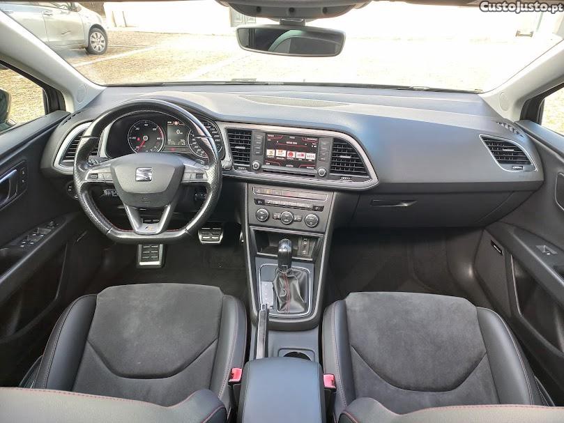 SEAT Leon 2.0 tdi FR 184cv — fotografia 6
