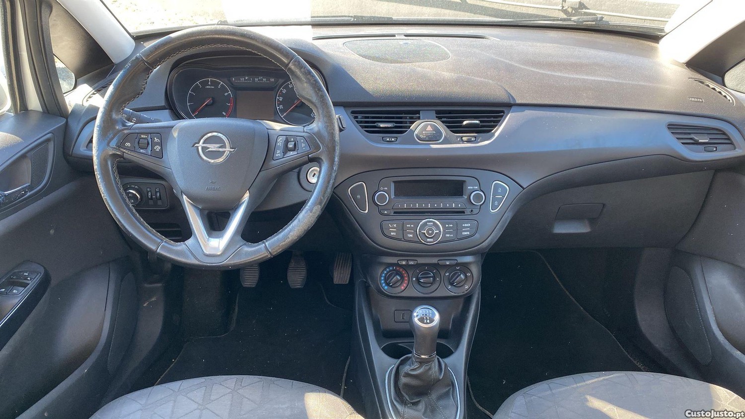 Opel Corsa 1.2 120 Anos — fotografia 5