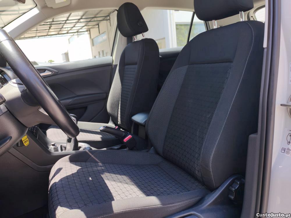 Volkswagen T-Cross 1.0 TSI Style — fotografia 14