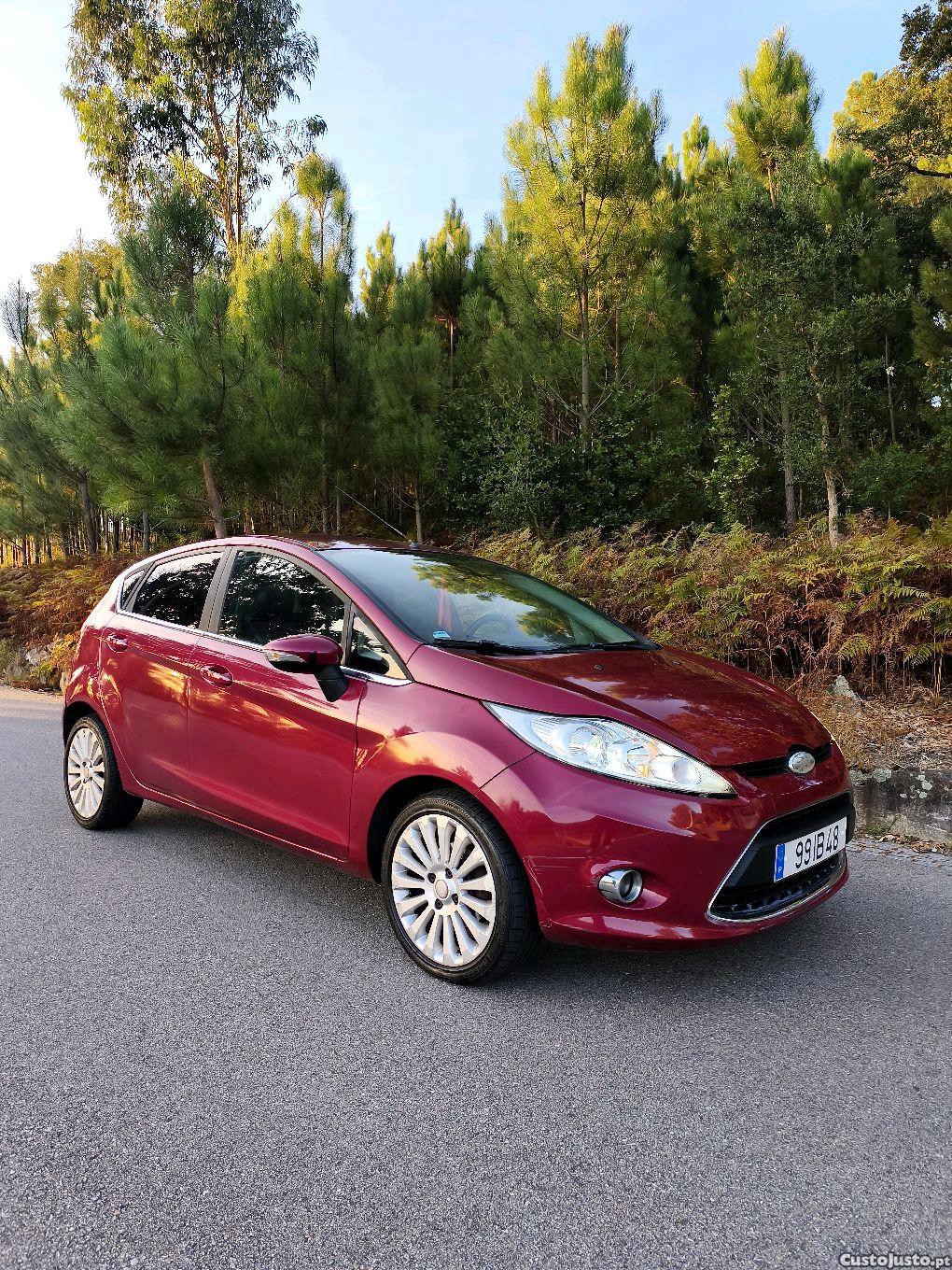 Ford Fiesta 1.6tdci — photo 2