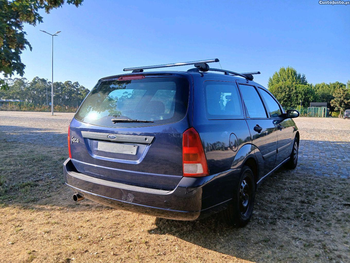 Ford Focus sw — fotografia 4