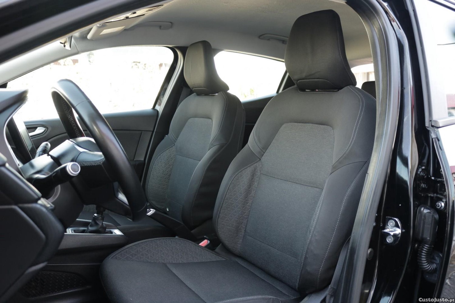 Renault Clio 1.5 Blue DCI Intens S/S — fotografia 47